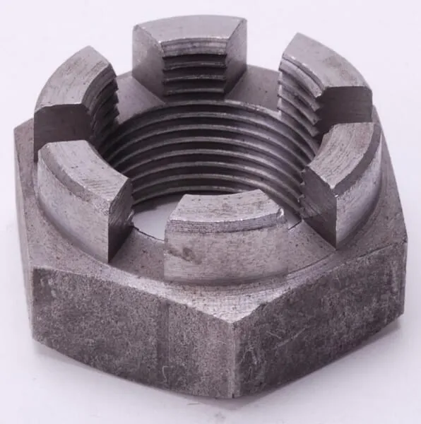 Korunová matice M30x2