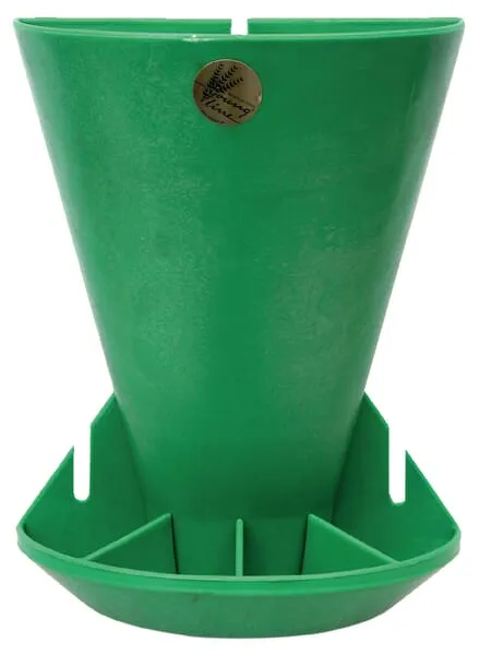 Automatické krmítko pro selata na suché a granulované krmivo