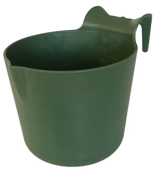 Plastic feed bucket with hanging hook