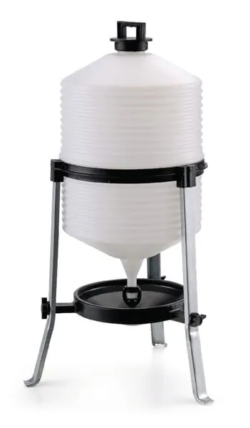 Napáječka pro drůbež