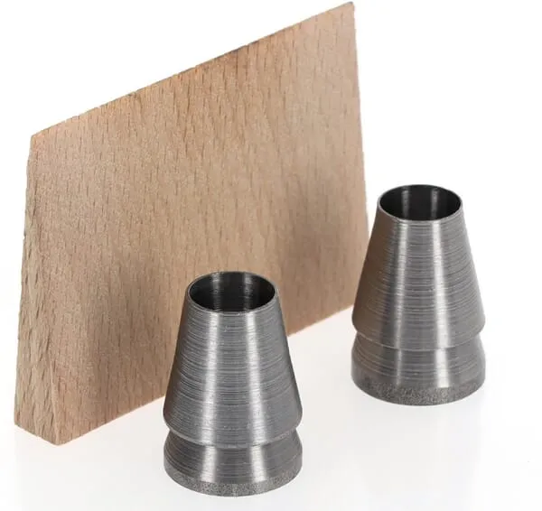 Upevňovací sada pro sekeru