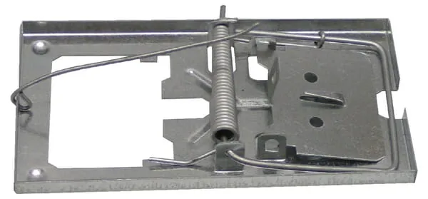 Kovová past na myši