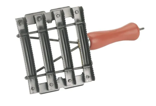 Kovové hřeblo 11x12,5 cm