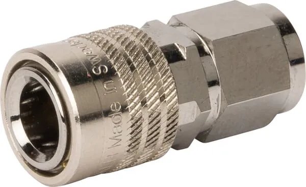 1/8 spojka samice Tema