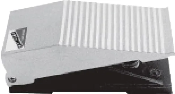 Mini ventil 3/2-cestný, ovládaný nohou