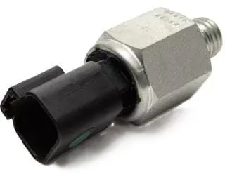 Spínač tlaku oleje