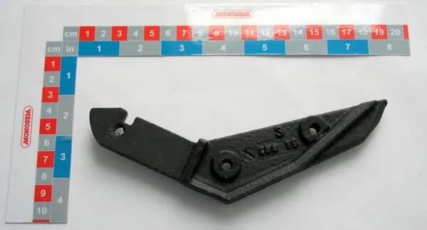 Špička radlice, černá NG+