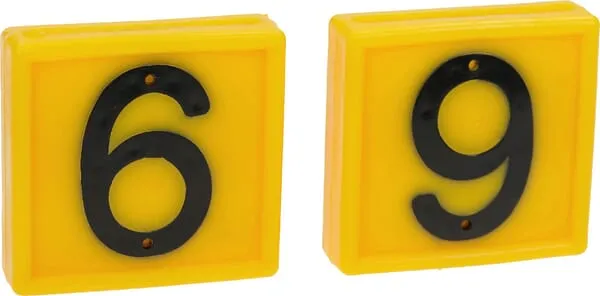 Číslo na obojek, 45x45 mm, č. 6/9