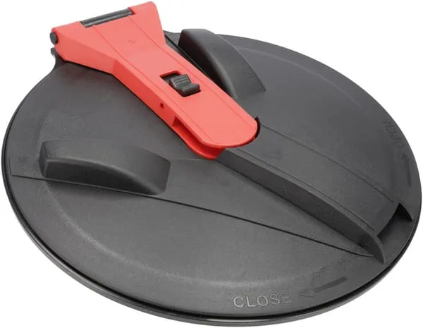 Víko nádrže se závěsem 180°, s plovákovým odvzdušňovacím ventilem D.455