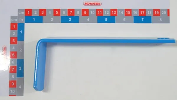 Škrabka pravá na zadním klínovém kole NC