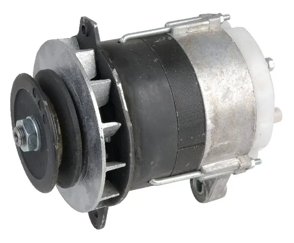 Alternátor 14 V/700 W, vhodné pro Belarus