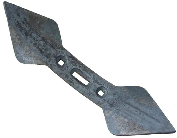 Radlice kultivátoru 460x135x17 mm, otočná, zahnutá, 3 otvory