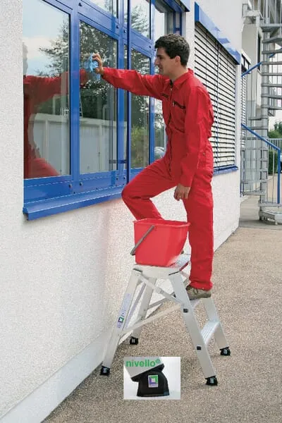 Pracovní plošina z lehkého kovu, skládací