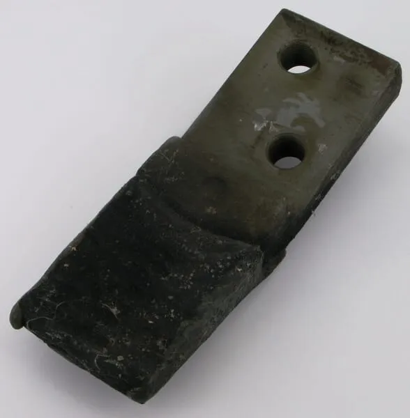 Dláto s ochranným nátěrem