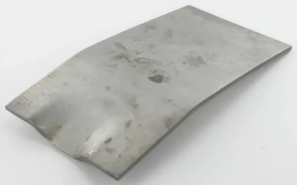 Zvlněný talíř Kuhn