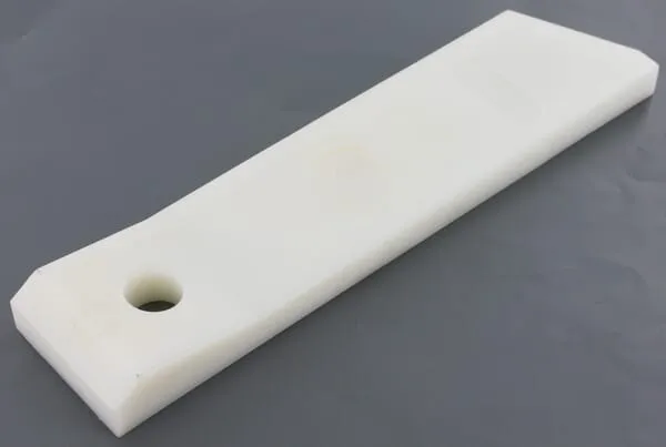 Mačkač a čechrač píce levý