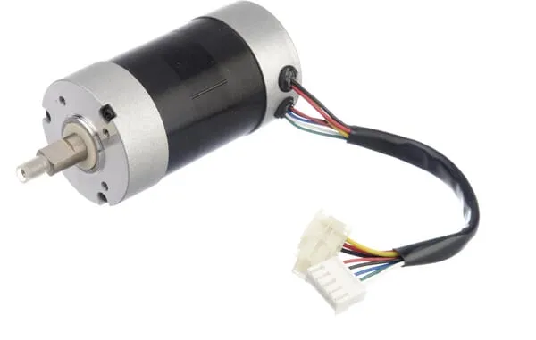 Motor nože