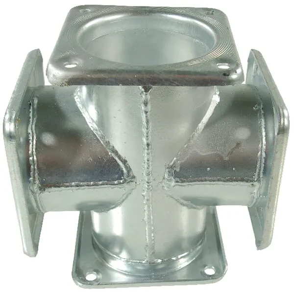 Křížový kus se 4 čtyřhrannými přírubami