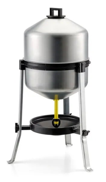 Kovová napáječka pro drůbež 30 litrů