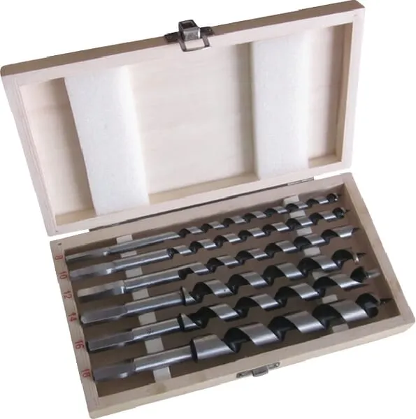 Sada spirálových vrtáků