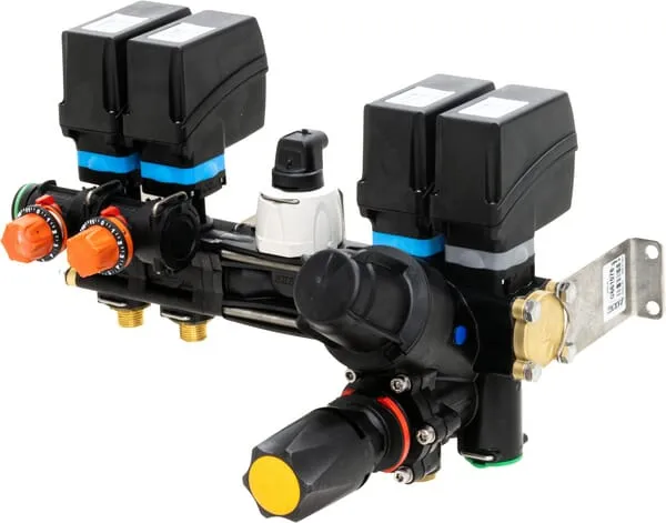 Proporcionální řídicí jednotka 881, 2 sekce + vyprazdňování, 40 bar, 50 m, WOLF, 5–100 litrů