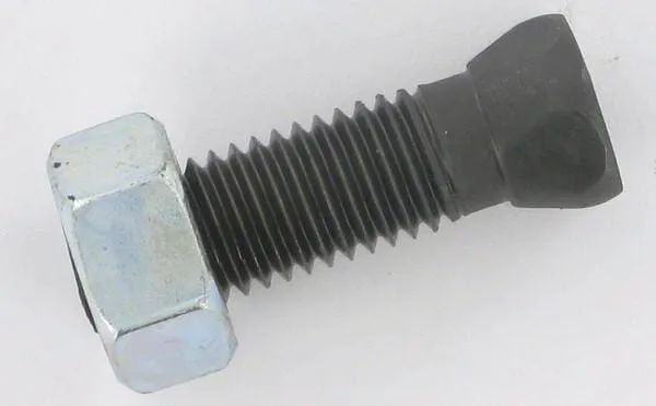 Šroub pluhu M12x42 + matice