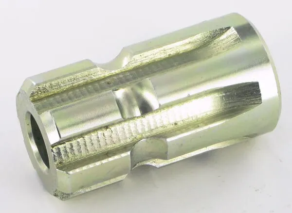 Vývod kloubového hřídele 1 3/8"