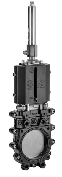 Nožová šoupátka s hydraulickým válcem, litinová, MZ