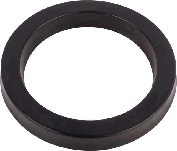 Lift piston seal