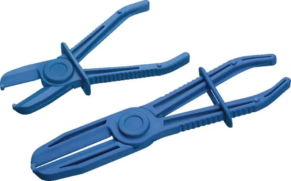 Sada se dvěma upínacími kleštinami pro hadicová vedení