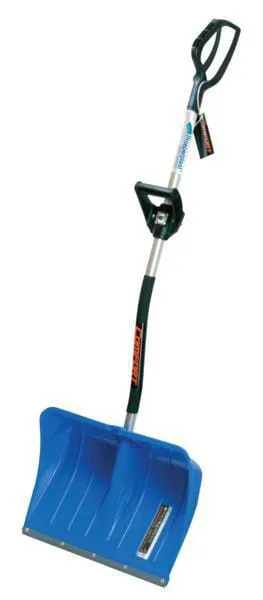 Plastový vyhrnovač sněhu