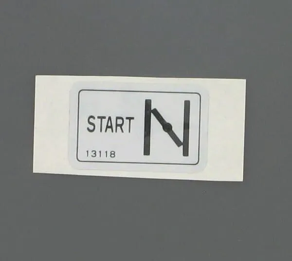 Startovací nálepka