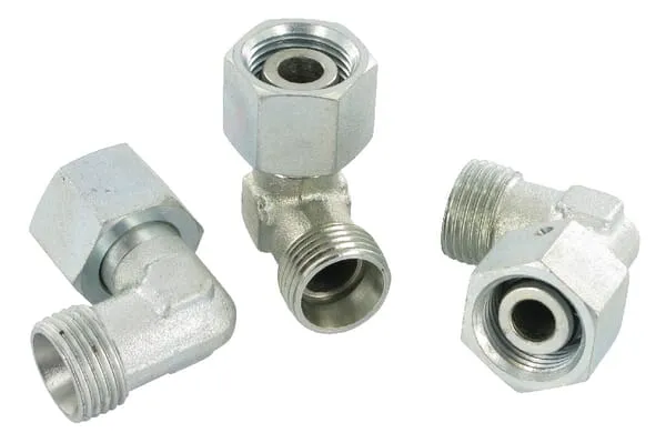 Nastavitelné úhlové spojky 90°, otočná matice metrická x metrická přípojka s řezným kroužkem, gopart