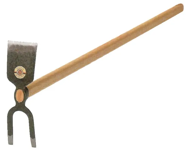 Zahradní motyka s násadou