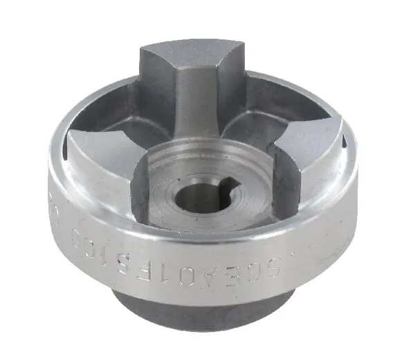 Polovina spojky strany čerp.