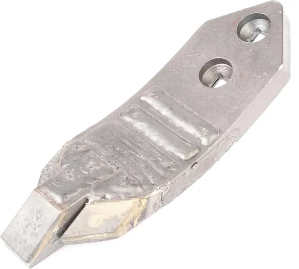 Radlice kultivátoru 246x80x20 mm, tvrzená, zahnutá, 2 otvory, vhodná pro Kuhn