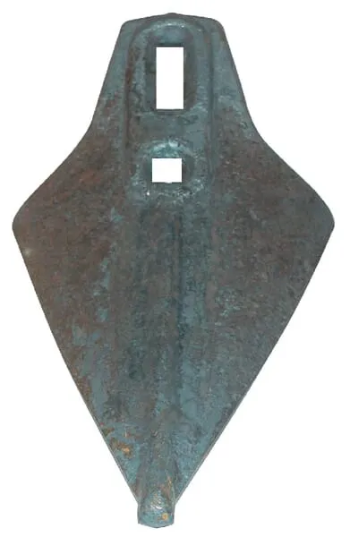 Radlice kultivátoru 295x170x9 mm, zahnutá, 2 otvory, vhodná pro Amazone