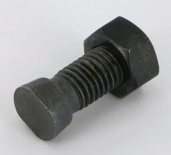 Kuželový šroub M12x38