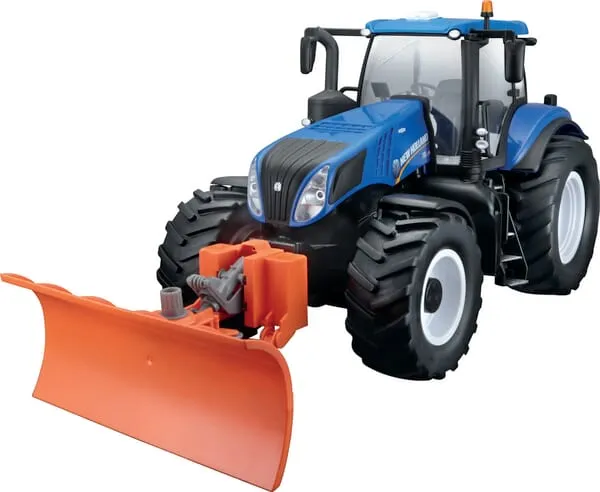 Traktor New Holland T8.320 se sněhovým pluhem na dálkové ovládání