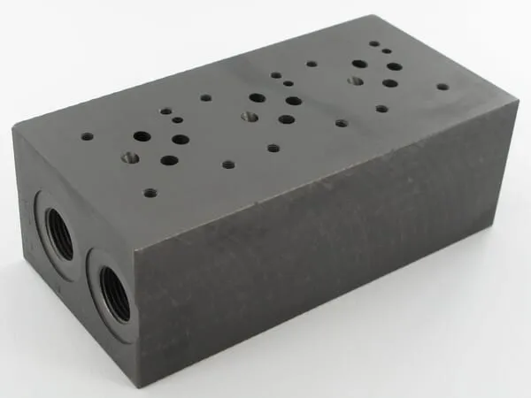 Řadové základové desky, rovné kolejové napojení, typ MRK3-G - Cetop 03