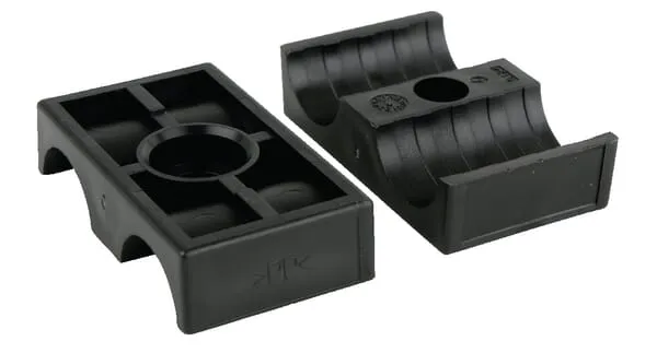 Tělesa dvojitých držáků trubek z plastu