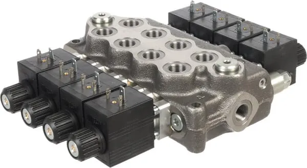 Hydraulický rozvaděč SD5 4x18ES3/AET 12 V DC