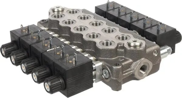 Hydraulický rozvaděč SD5 5x18ES3/AET 12 V DC