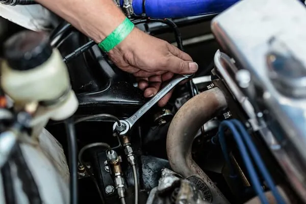 Očkový klíč otevřený 13x15mm