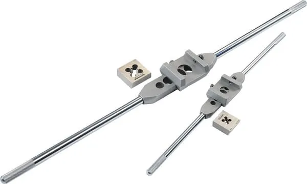 Čtyřhranný držák