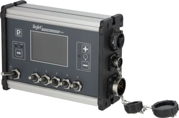 Počítač Teejet 845 pro polní postřikovače