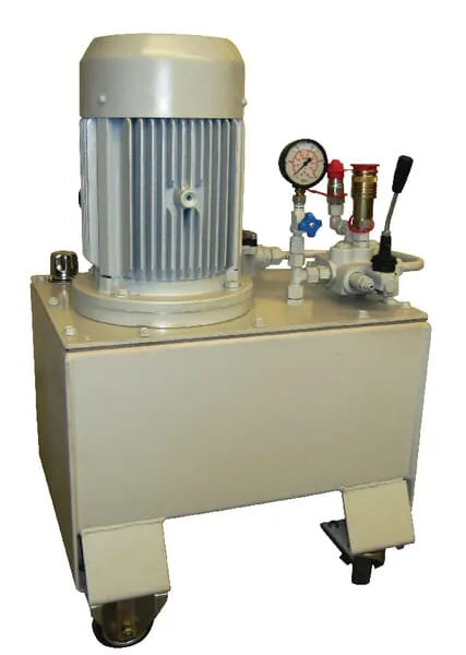 Agregát pro dílnu 35 ltr-12l/min-4kW/400V