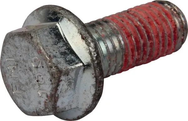 Šroub s rýhovanou hlavou, povrstvený