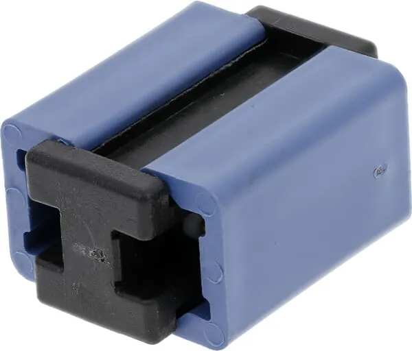 Nacvakávací kabelový konektor